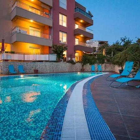 Three Bedroom With Sea View And Pool Aside Apartament *